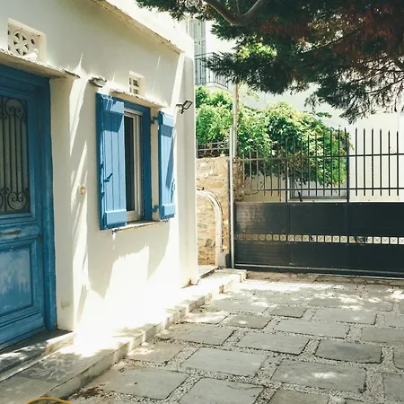 In The Heart Of Wyspa Tinos