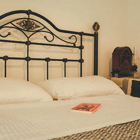 In The Heart Of Wyspa Tinos